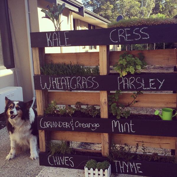 6-7-unique-diy-garden-planter-boxes
