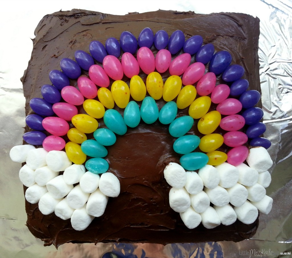 5-12-super-simple-kids-birthday-cakes