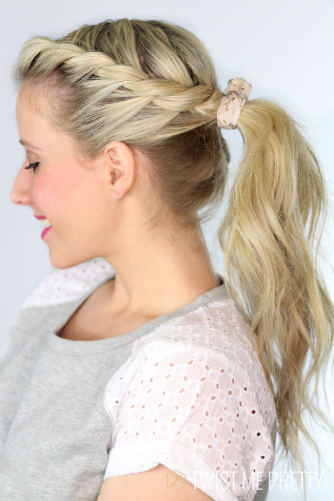 2-10-Quick-Back-To-School-Hairstyles