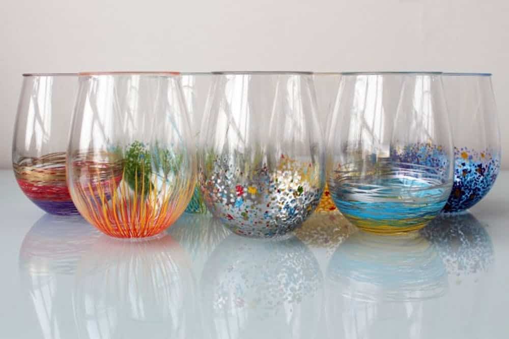 6 Incredible Ways To Revamp Drinking Glasses diy Thought
