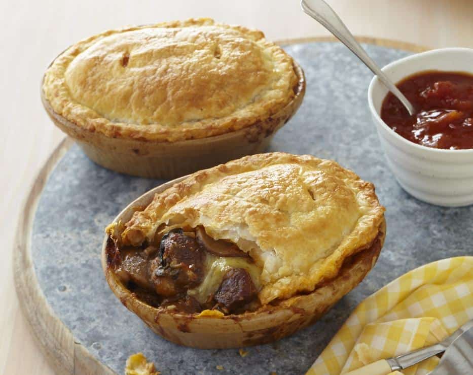 steak and cheese pie