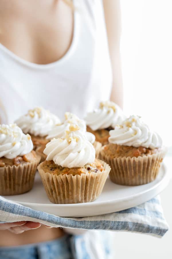 vegan carrot cake cupcakes