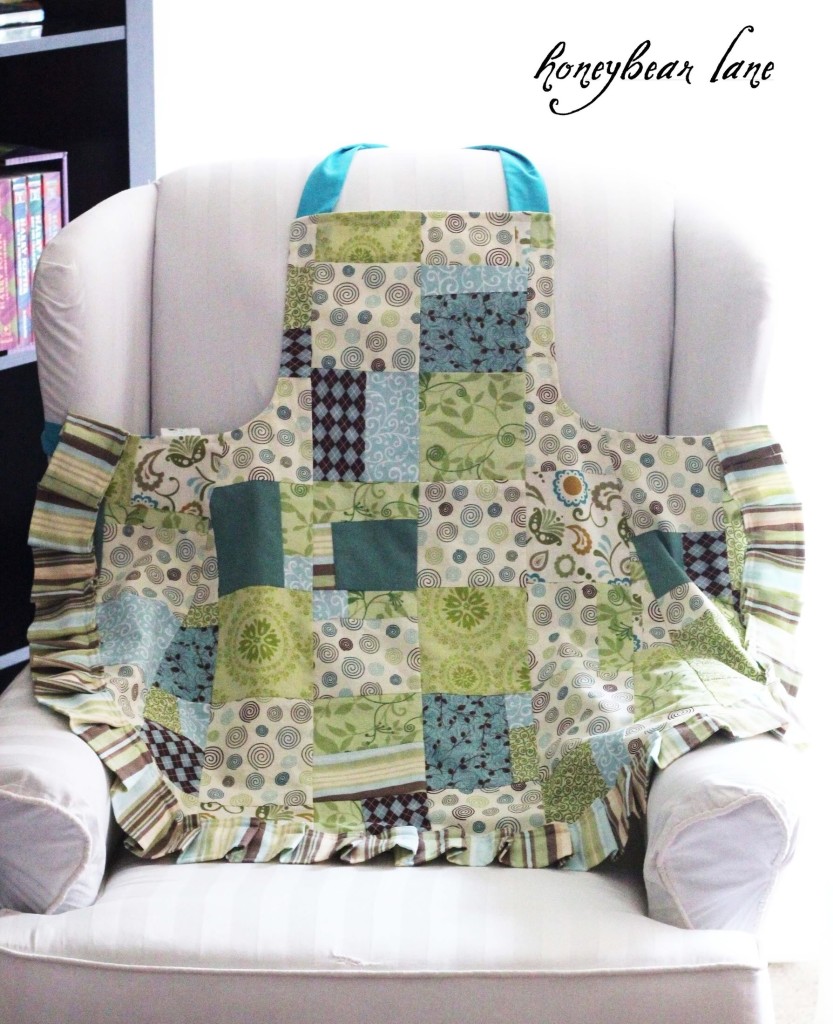 10 DIY Apron Tutorials - DIY Thought