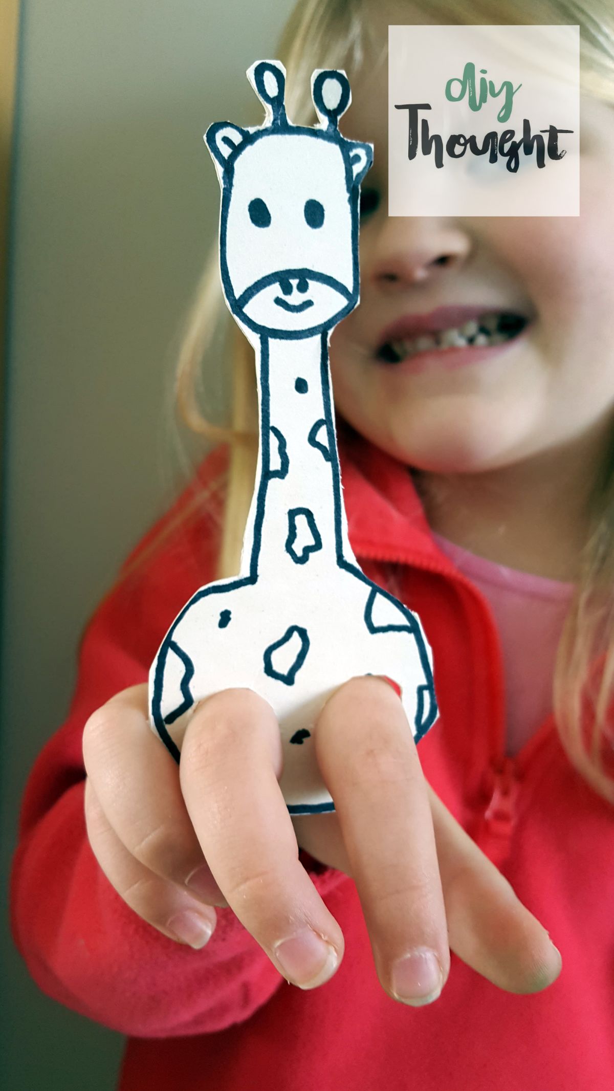 giraffe finger puppet