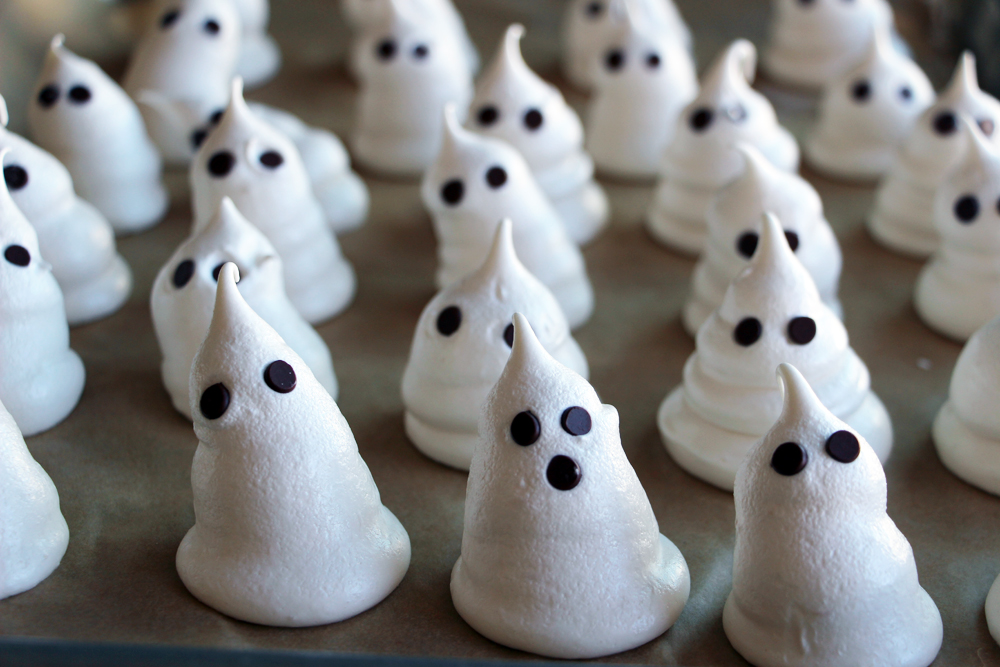 10-10-spooky-halloween-treats