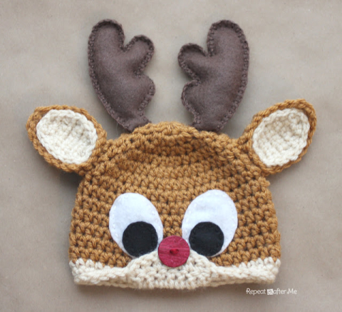 Crochet reindeer hat
