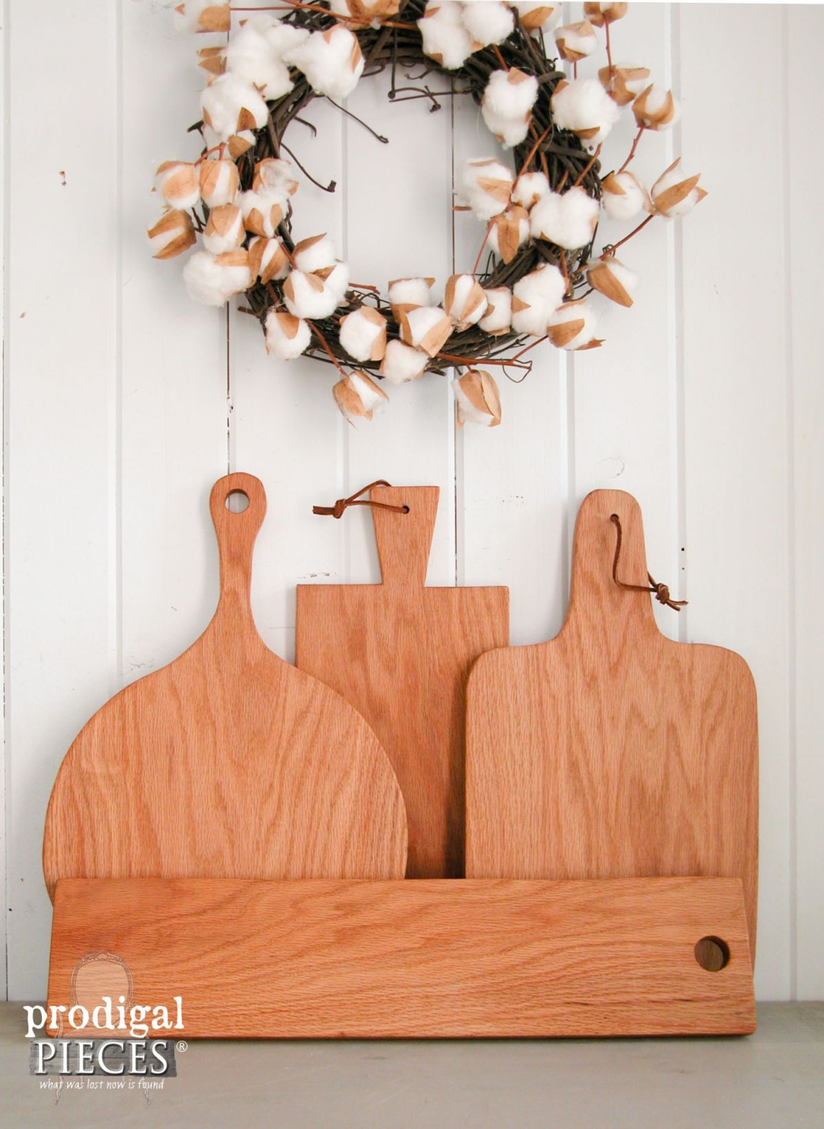 Farmhouse cutting board homemade as a gift