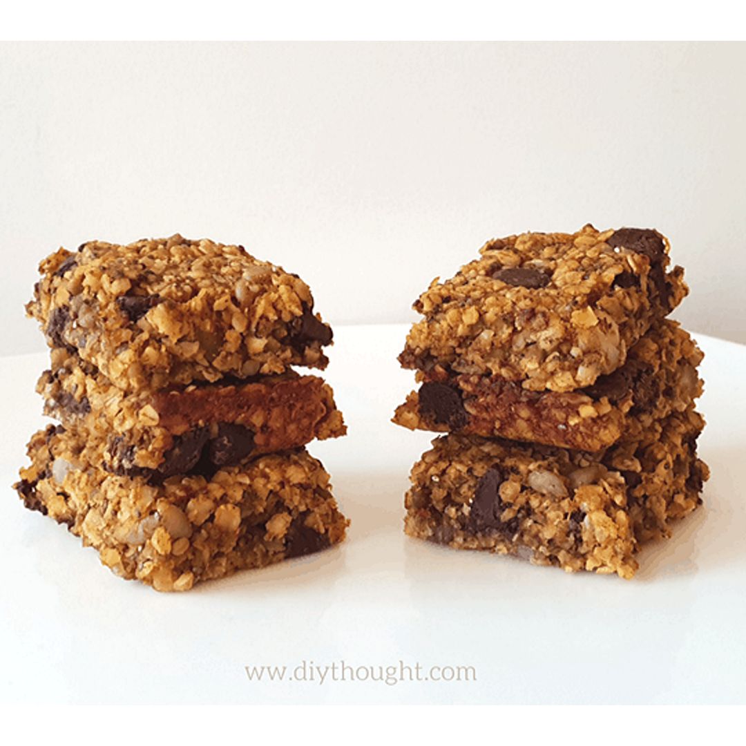 Spiced Pumpkin & Chocolate Granola Bars