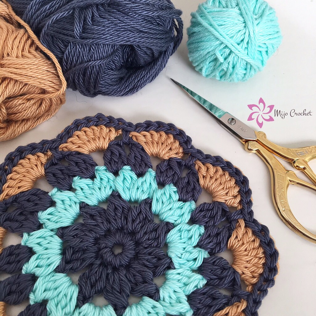 8 Awesome Free Crochet Coaster Patterns - diy Thought