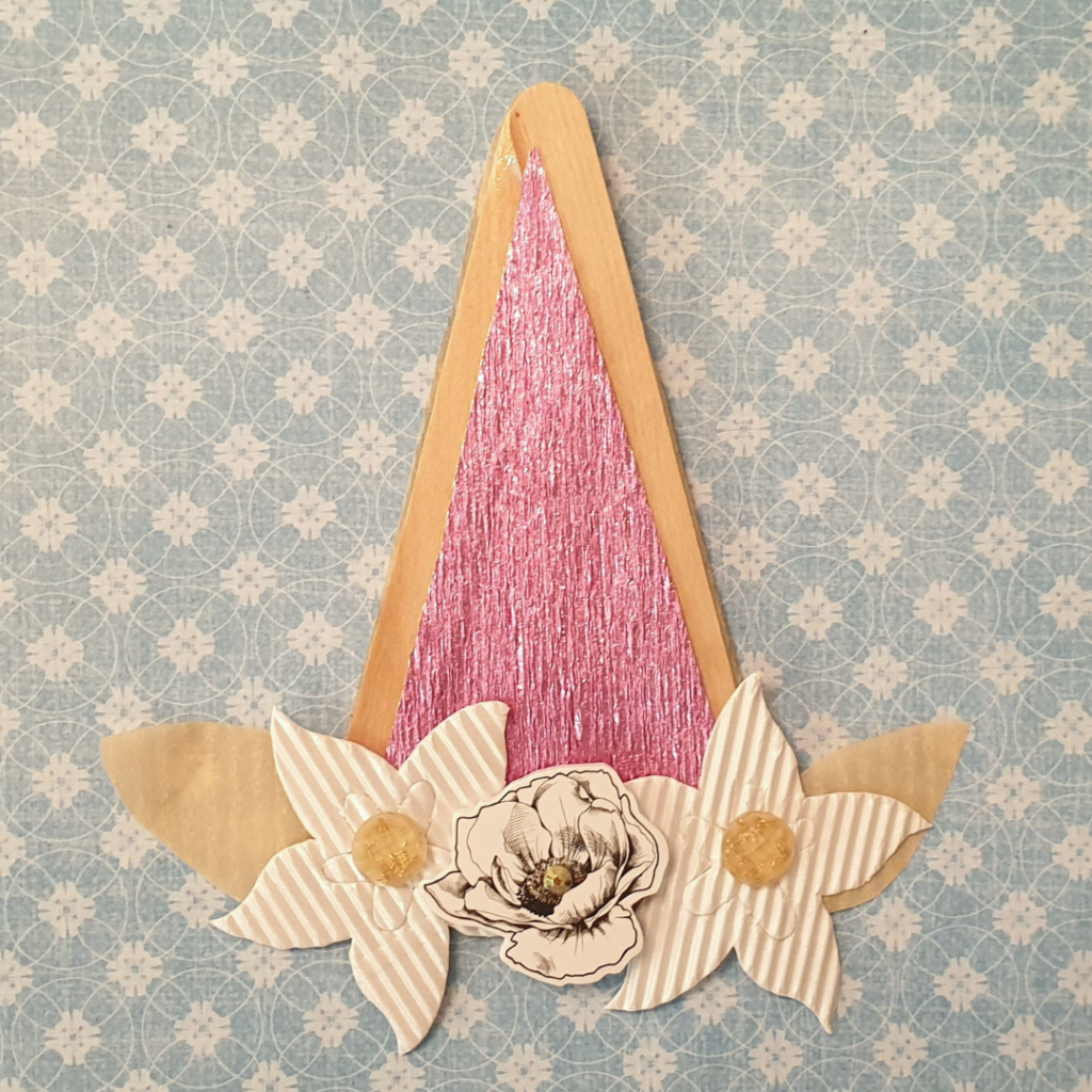 Craft stick, popsicle stick unicorn horn craft