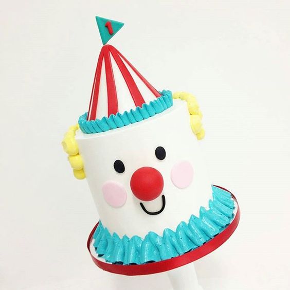 circus clown cake