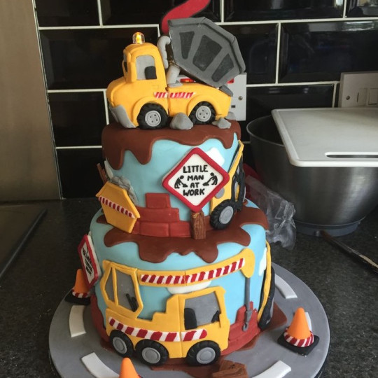 truck cake tutorial