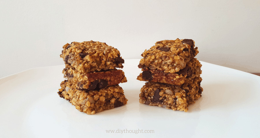 Spiced Pumpkin & Chocolate Granola Bars
