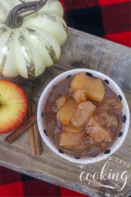 Copycat Cracker Barrel Cinnamon Apples