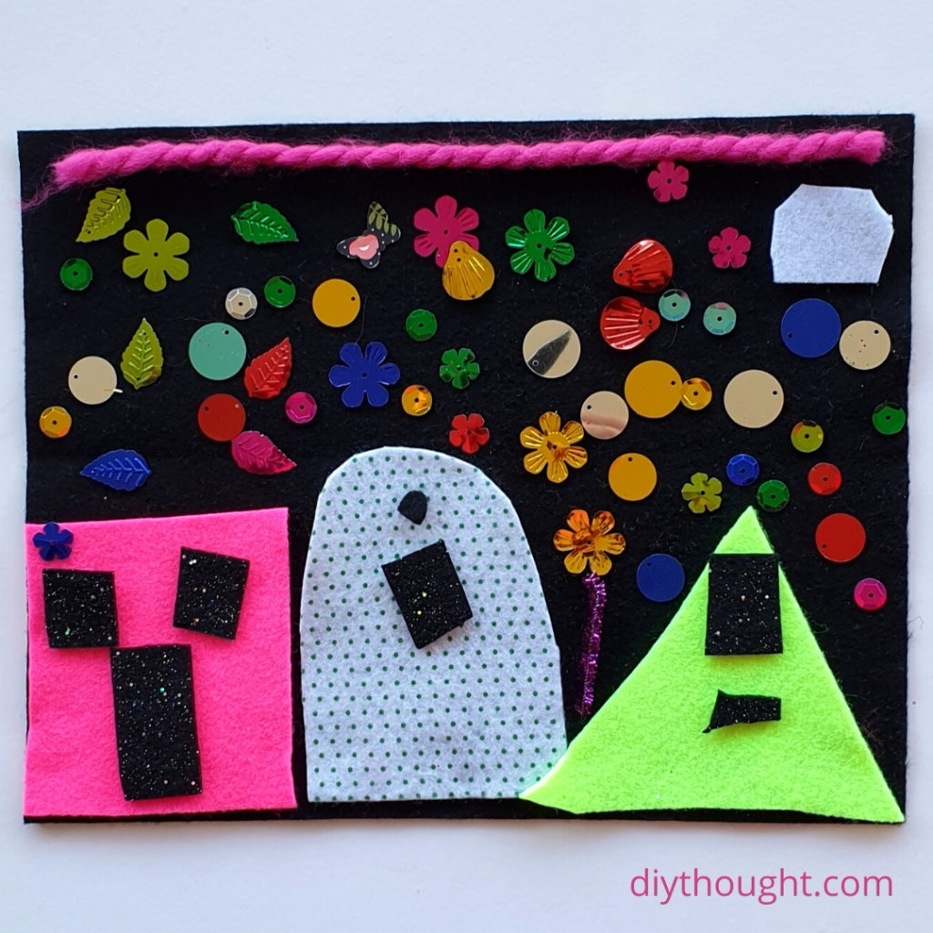 DIY felt haunted house