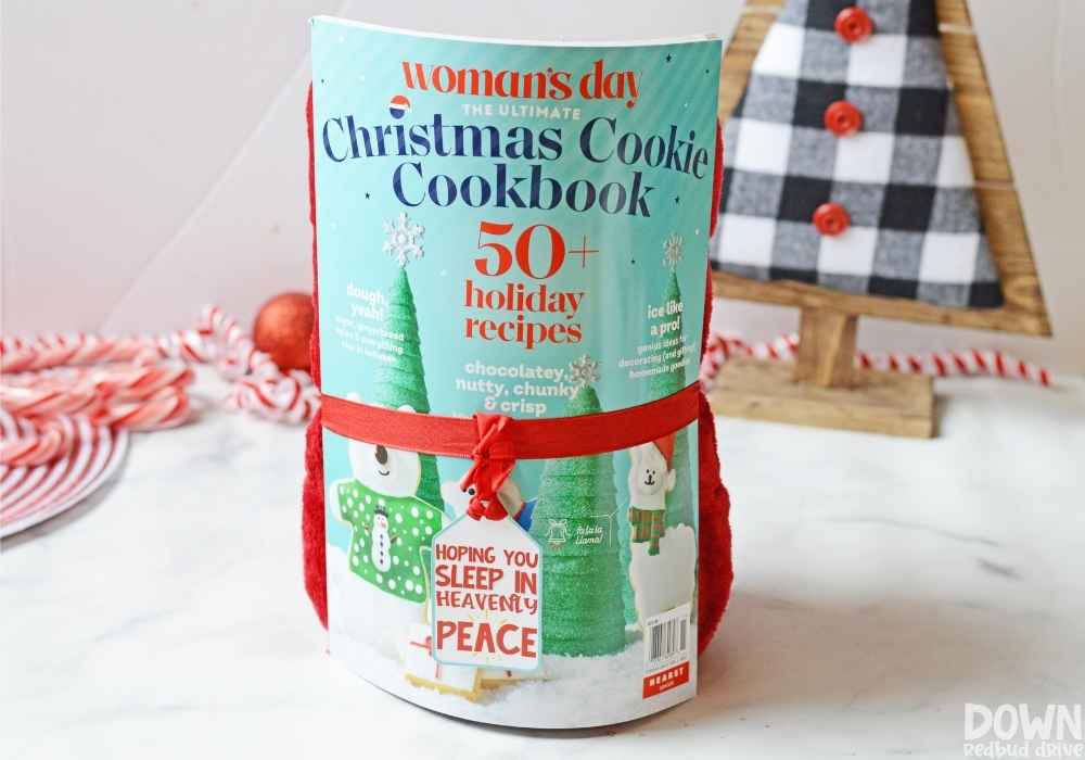 sleep gift. 30+ Ultimate DIY Christmas Teacher Gifts