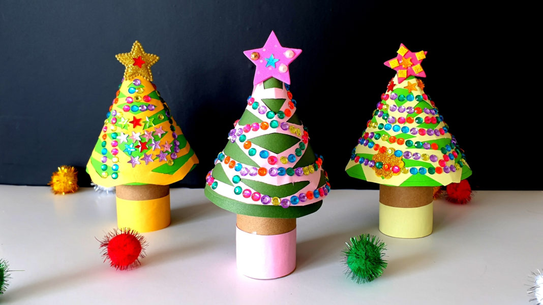 Toilet paper roll christmas tree