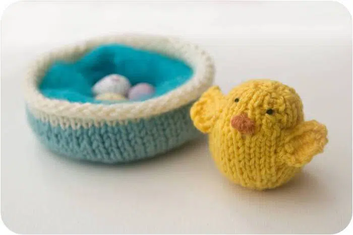 Knitted Chick